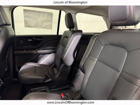 New 2026 Lincoln Aviator AWD image 46