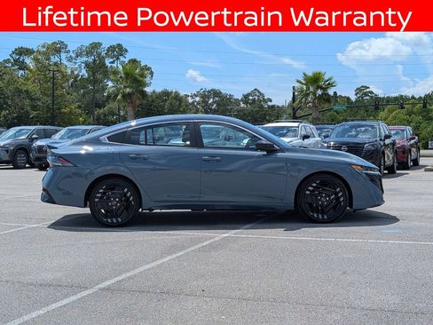 Certified 2026 Nissan Sentra SR w/ Floor Mat Package FWD image 8