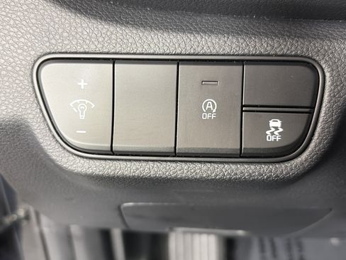 Certified 2025 Kia Seltos S AWD/4WD image 36