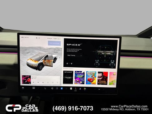 Used 2025 Tesla Cybertruck 2WD Crew Cab image 38