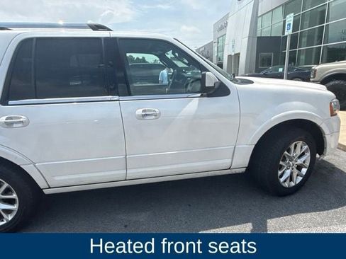 Used 2017 Ford Expedition Limited w/ Equipment Group 301A AWD/4WD image 28
