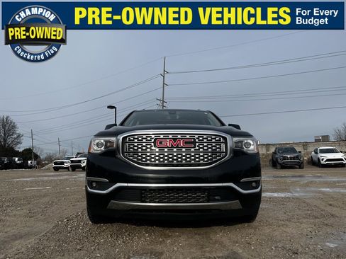 Used 2017 GMC Acadia Denali w/ Technology Package image 4