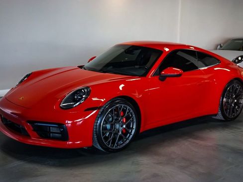 Used 2021 Porsche 911 Carrera image 5