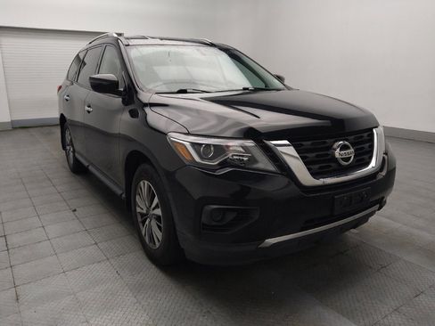 Used 2019 Nissan Pathfinder S AWD/4WD image 13