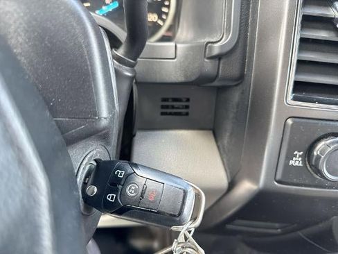 Used 2018 Ford F150 XLT w/ Equipment Group 302A Luxury AWD/4WD image 17