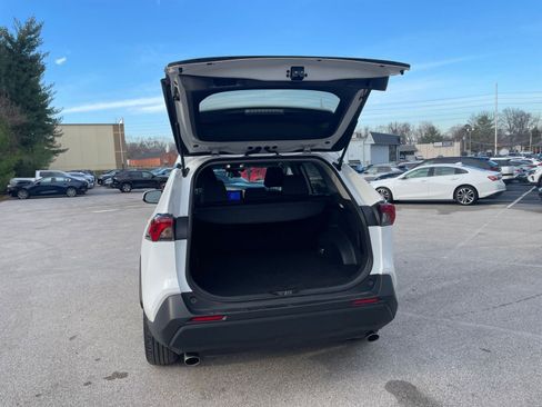 Used 2025 Toyota RAV4 XLE image 29