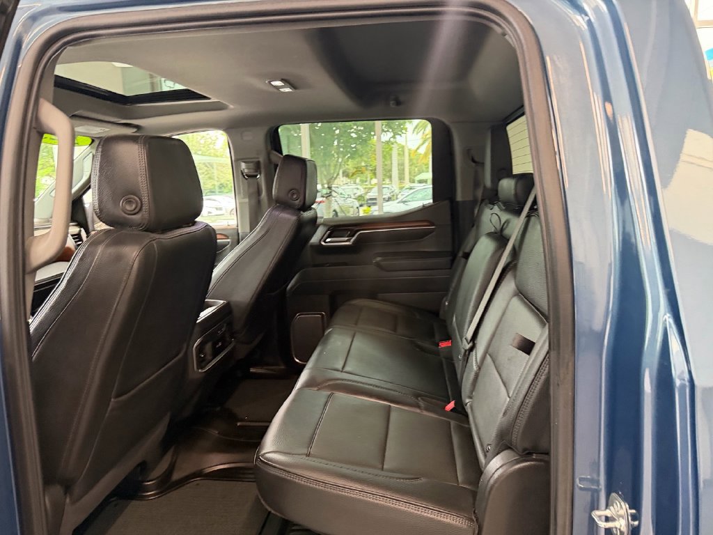 Used 2025 GMC Sierra 1500 Denali w/ Denali Reserve Package RWD image 13