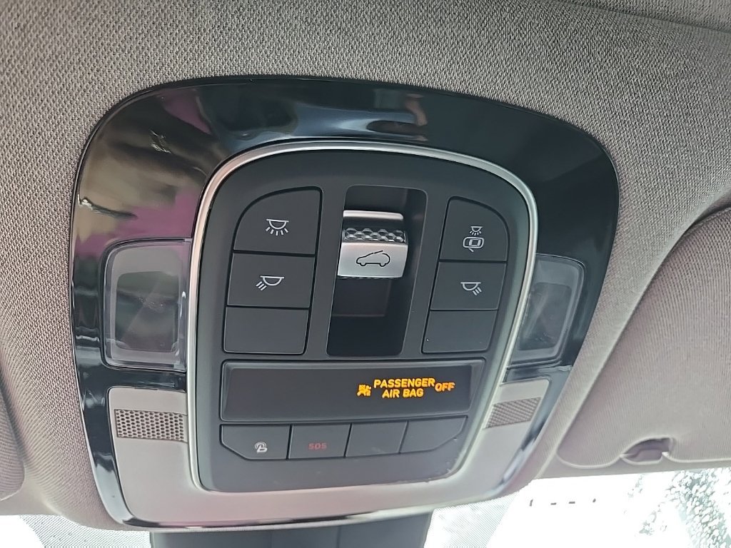 Used 2022 Hyundai Santa Fe Limited FWD image 66