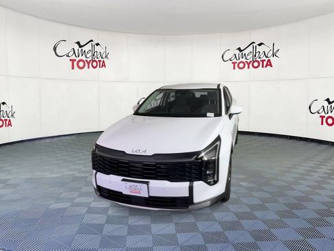 Used 2026 Kia Sportage LX FWD image 6