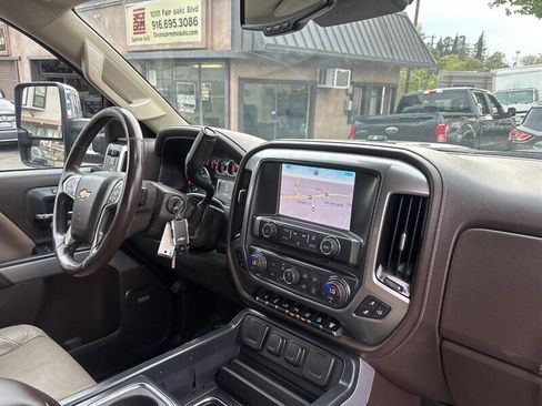 Used 2015 Chevrolet Silverado 3500 LTZ w/ Duramax Plus Package image 26