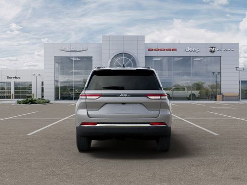 New 2025 Jeep Grand Cherokee Laredo X w/ Luxury Tech Group I AWD/4WD image 7