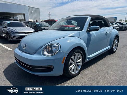 Used 2013 Volkswagen Beetle TDI FWD image 4