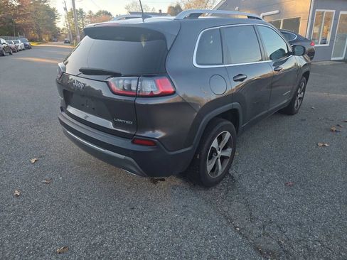 Used 2019 Jeep Cherokee Limited image 4