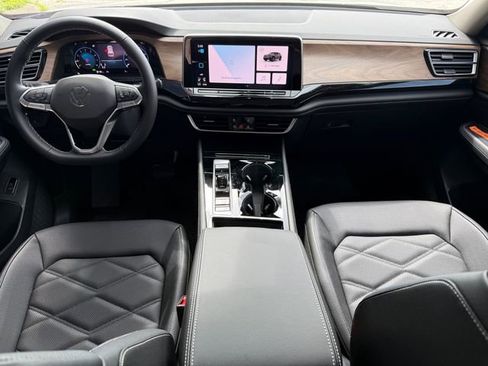 New 2026 Volkswagen Atlas SE image 17