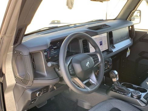New 2025 Ford Bronco 4-Door image 23