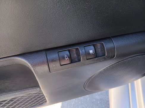 Used 2007 Volkswagen Beetle Coupe w/ Package 1 image 26