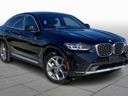 Used 2023 BMW X4 xDrive30i image 2