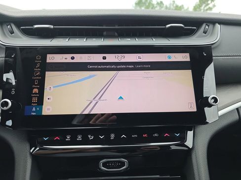 New 2026 Jeep Grand Cherokee L 2WD image 25