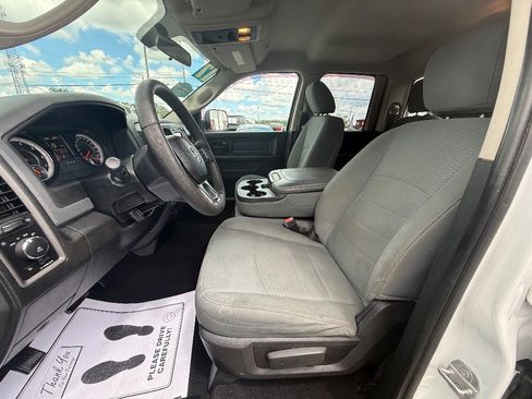 Used 2017 RAM 1500 Express AWD/4WD image 6