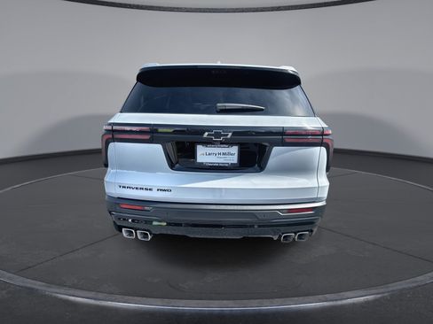 New 2026 Chevrolet Traverse LT w/ Midnight/Sport Edition AWD/4WD image 13