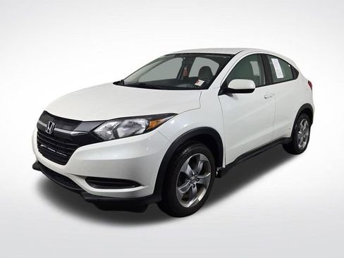 Used 2016 Honda HR-V LX image 2