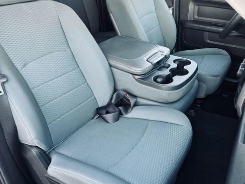 Used 2014 RAM 1500 Express image 25