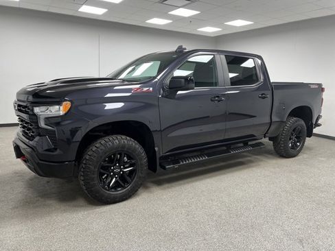 Used 2023 Chevrolet Silverado 1500 LT Trail Boss image 6