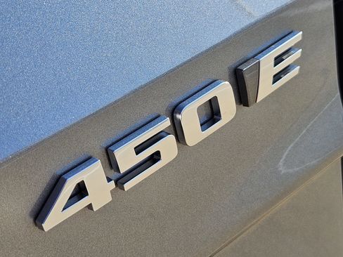 New 2026 Cadillac Lyriq Premium Sport image 13