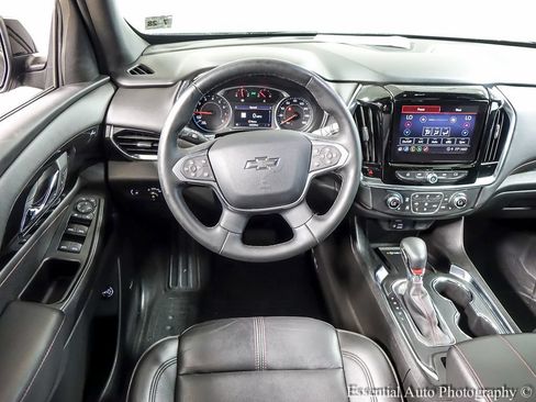 Used 2023 Chevrolet Traverse RS w/ LPO, Floor Liner Package AWD/4WD image 14