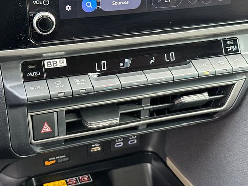 Used 2026 Toyota Camry LE w/ Convenience Package image 22