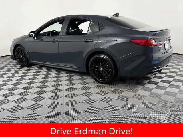 Used 2026 Toyota Camry SE FWD image 21