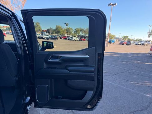 Used 2025 Chevrolet Silverado 1500 LT image 16