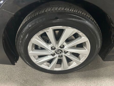 Used 2023 Toyota Camry LE image 7