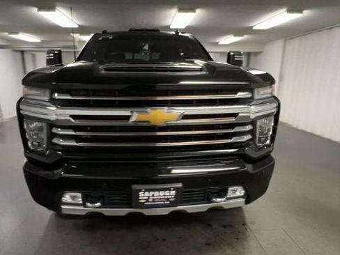 Certified 2021 Chevrolet Silverado 3500 High Country AWD/4WD image 3