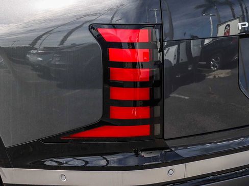 New 2026 Hyundai Palisade Limited FWD image 9