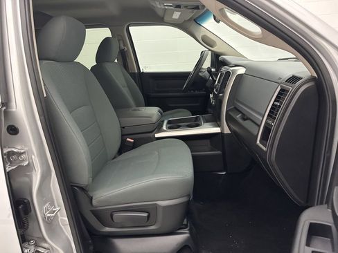 Used 2018 RAM 3500 Tradesman w/ Chrome Appearance Group image 37