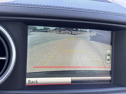 Used 2015 Mercedes-Benz SL 550 image 32