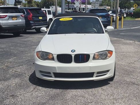Used 2009 BMW 128i Convertible RWD image 2
