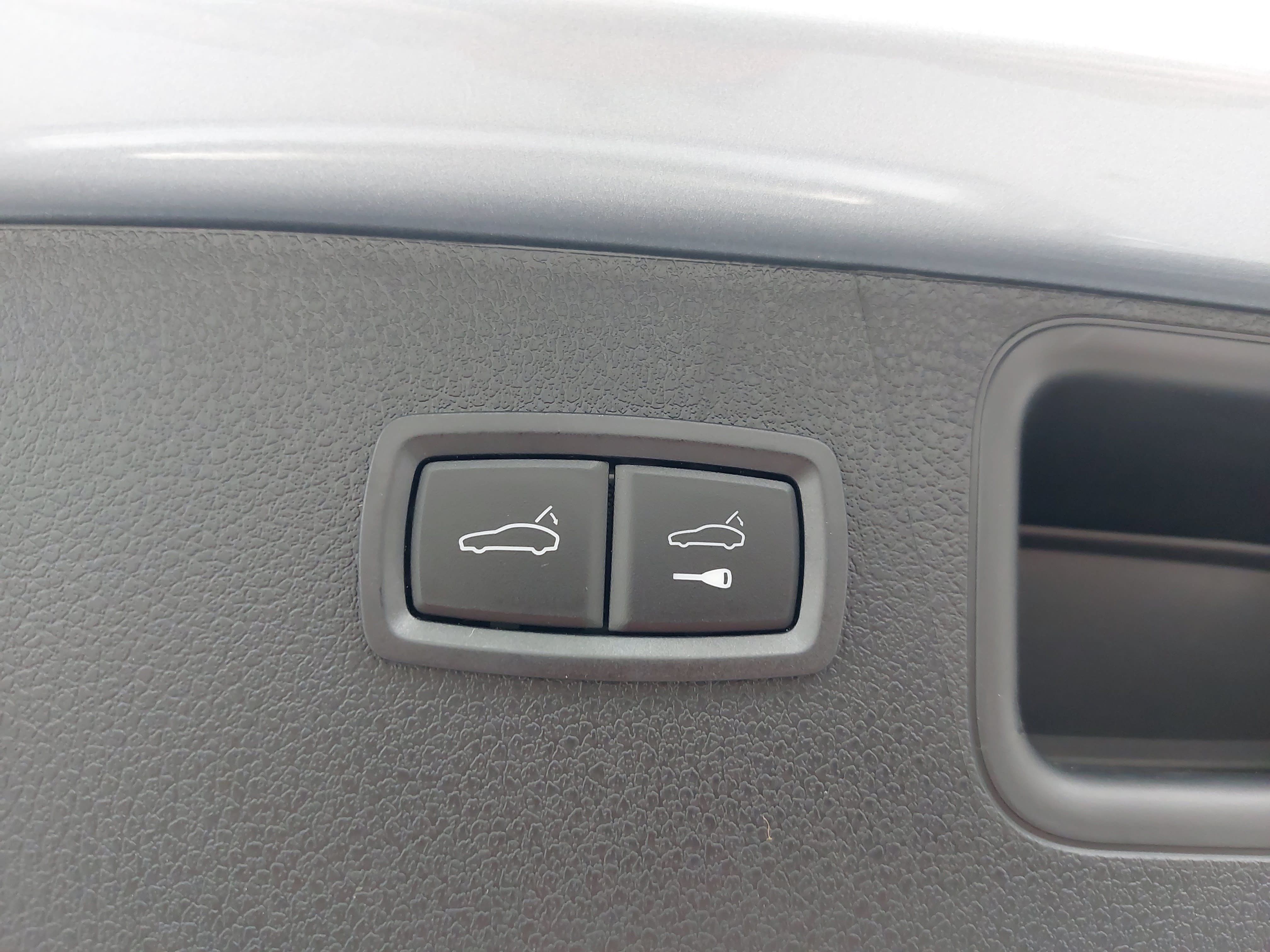 Certified 2026 Porsche Macan S AWD/4WD image 15