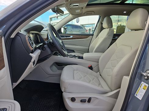 New 2026 Volkswagen Atlas SE image 12