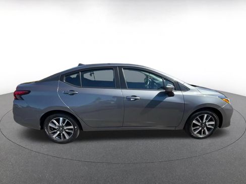Used 2025 Nissan Versa SV FWD image 15