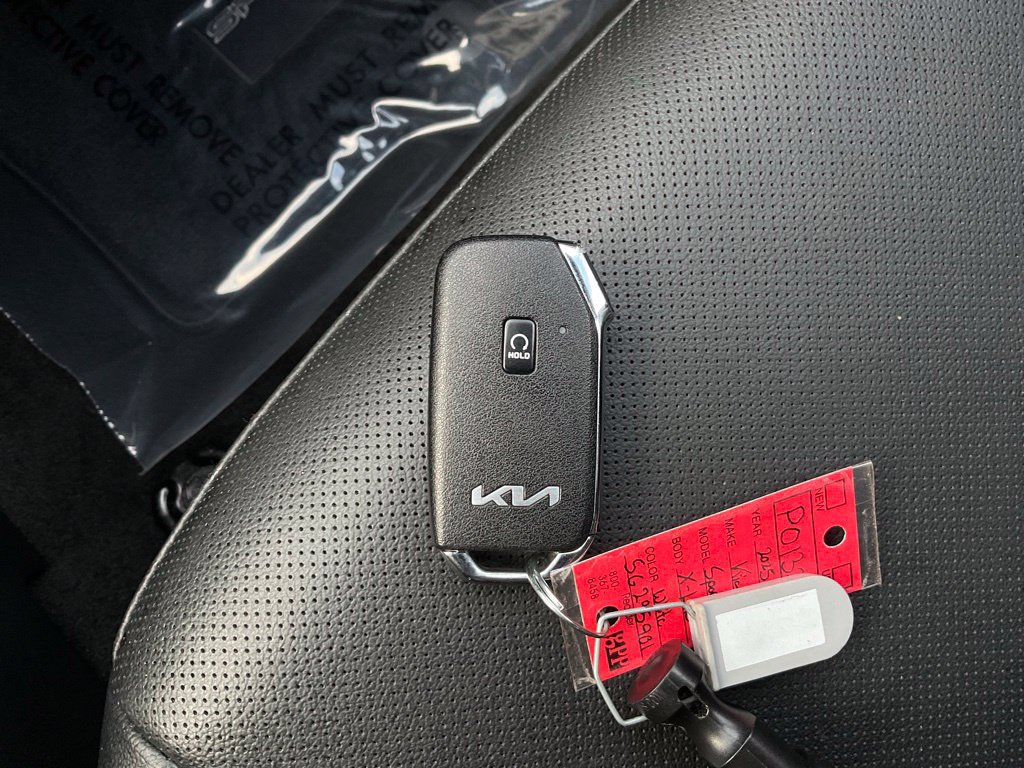 Used 2025 Kia Sportage X-Line AWD/4WD image 27