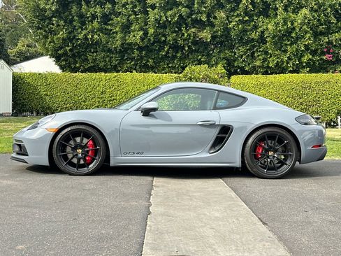 Used 2025 Porsche 718 Cayman GTS image 2