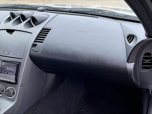 Used 2003 Nissan 350Z Touring image 16