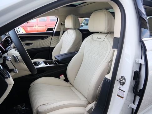 New 2026 Bentley Flying Spur Azure image 17