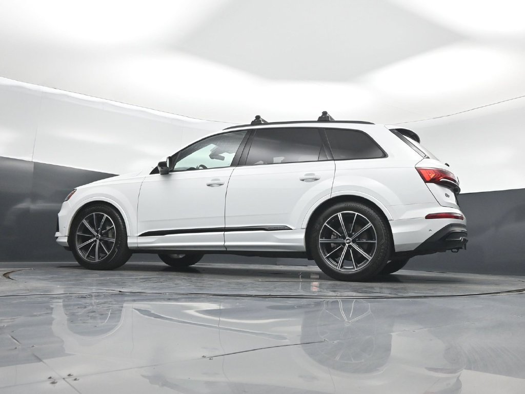 Used 2021 Audi Q7 3.0T Prestige w/ Prestige Package AWD/4WD image 47