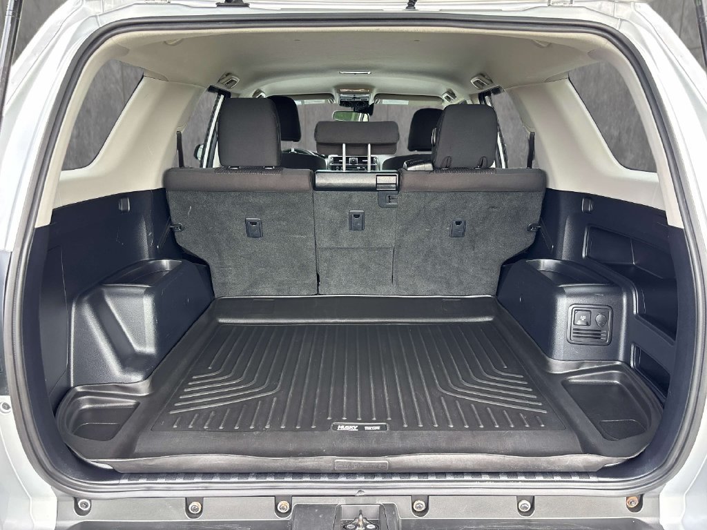 Used 2022 Toyota 4Runner TRD Off-Road AWD/4WD image 13
