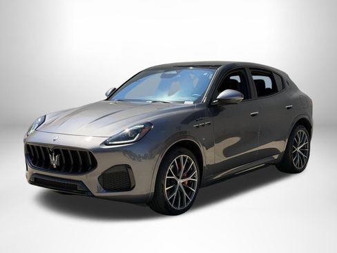 Used 2023 Maserati Grecale Modena AWD/4WD image 7