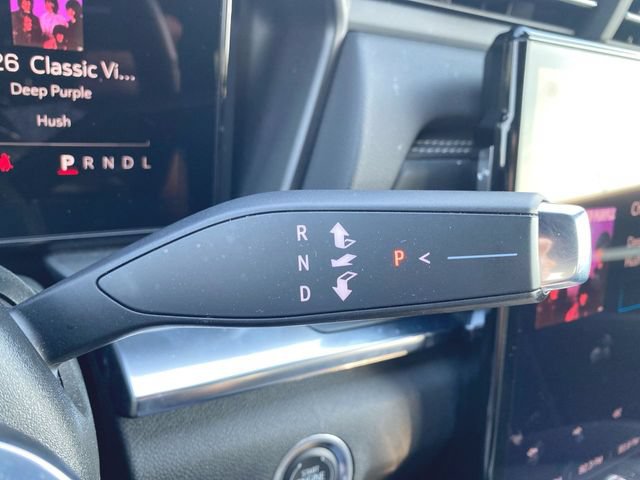 Used 2025 GMC Terrain Elevation AWD/4WD image 16