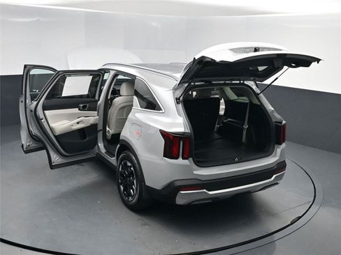 New 2026 Kia Sorento S image 27